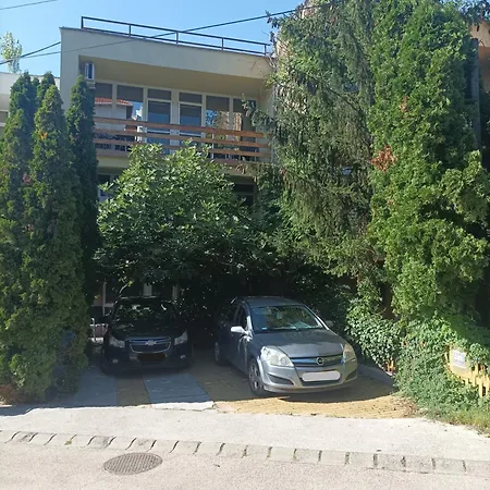Apartment Tavaszhaz Balatonfured